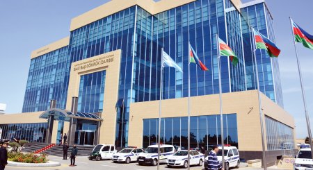 “Sədərək” alverçilərinə “gömrükdə xətt açdıran” Aslanovun işləri
