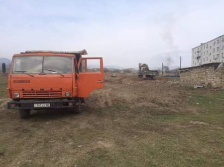Ermənilər Cəbrayılda uşaq bağçası və şadlıq evi tikir 