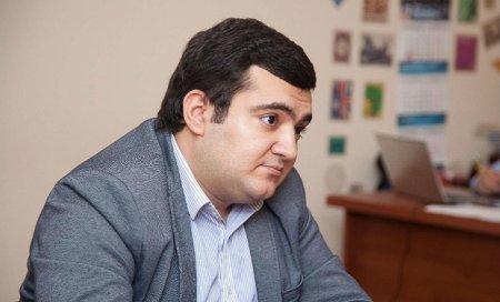 Ruslan Əhmədoğluna ağır itki
