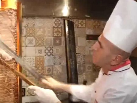Bakıda dönər 49 manata satılır