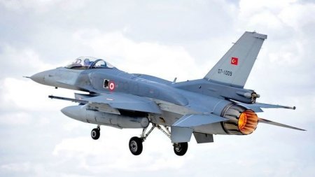 Türkiyə Əsəd ordusuna zərbələr endirib