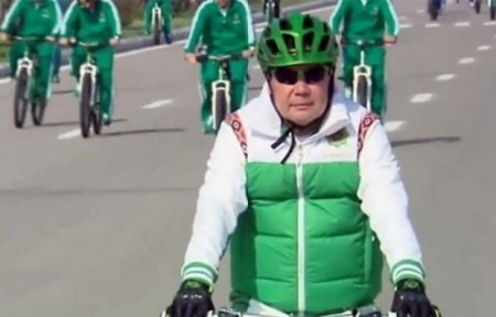Hökumətdən yeni göstəriş verildi: hamı velosiped alsın, özü də ağ rəngdə!