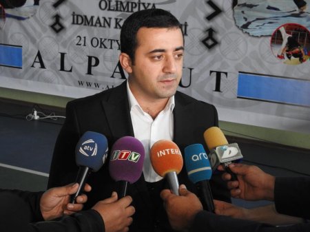 Dünyada qəbul olunmuş beynəlxalq konvensiyalar, ümumbəşəri qanunlar Xocalı faciəsi kimi soyqırımları pisləyir, yolverilməz olduğunu bildirirlər “Aqil Acalov”