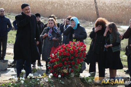 Tahir Əkbər dəfn olundu 