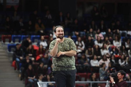 Bakıda "60 saniyədə insanı tanımağı" öyrətdilər