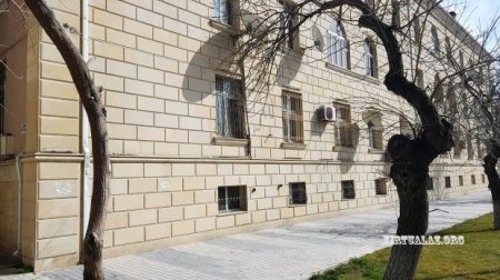 Zirzəmidə boğulan ailə: ölüm atanı hamamda, qızını və nəvələrini yataqda haqlayıb