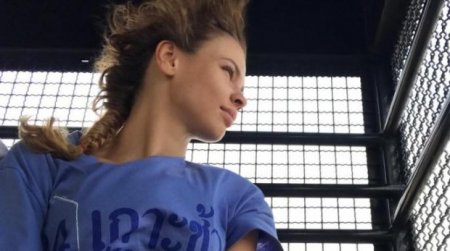 “Balıq Nastya” Tailandda amerkalı jurnalistlə təmas qurdu: “Məndə 16-18 saatlıq səs yazısı var...”