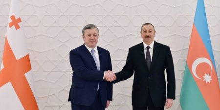 Əqrəblər Bakıda tutuşdurulur - Azərbaycan regional oyunçu kimi episentrdə