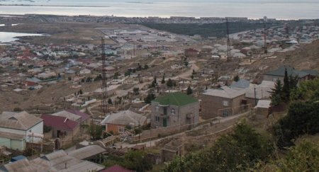 Bakıda hər il büdcədən yan ötən on milyonlarla manatın sirri