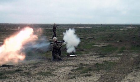Azərbaycan ordusunun genişmiqyaslı təlimlərinin döyüş atışlı əsas mərhələsi keçirilib