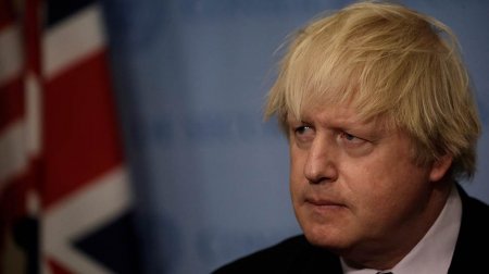 Böyük Britaniya Putini kimyəvi silah tətbiqində ittiham edir