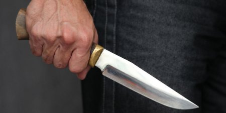 Azərbaycan çempionu bıçaqlandı