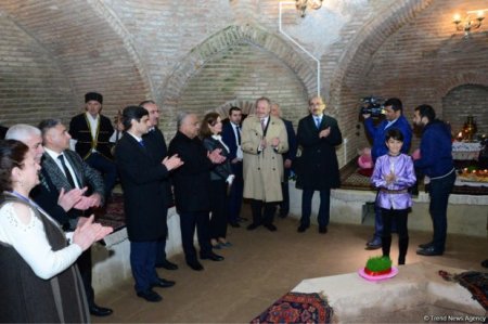 Nazir və səfir Qubada tarixi Gümbəzli hamamın açılışında