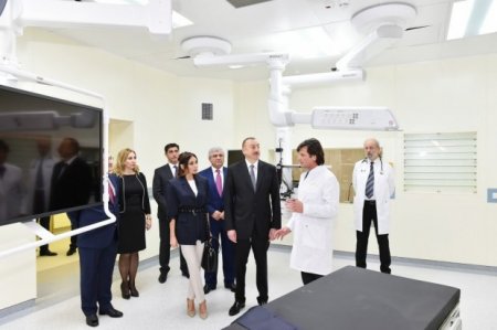 Prezident Bakıda regionun ən müasir hospitalının açılışını etdi
