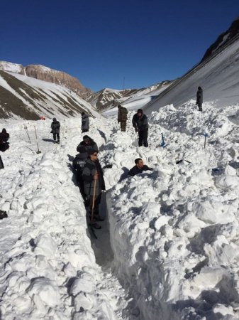 Qubada itkin düşmüş alpinistlərin axtarışı davam edir