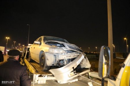 Bakıda baş vermiş ağır yol qəzasında iki nəfər xəsarət alıb