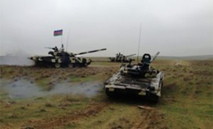 Azərbaycan tankları hücuma keçib?