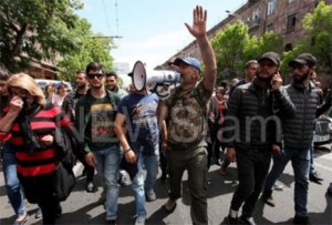 Nikol Paşinyan: “Qalib xalq, təbrik edirəm”