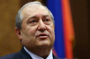 Armen Sarkisyan Ermənistandakı böhranın Dağlıq Qarabağda vəziyyətə təsiri barədə