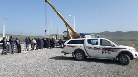 Qubada bir buzova görə iki nəfər özünü ölümün ağuşuna atdı, meyitlərini FHN çıxardı