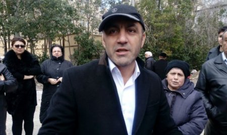 Bakıda Namik Abdullayevin “Kolizey”inə qarşı çıxdılar