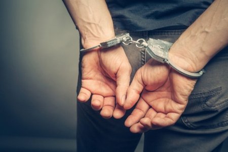 Masallıda ruhi xəstə kənd qəbiristanlığının nəzarətçisini öldürdü