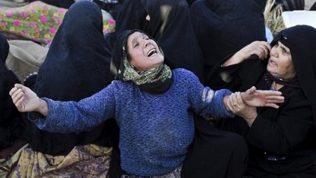 12 ölkədə qadınları hətta adam hesab etmirlər - Heyvandan da betər qaba davranış...
