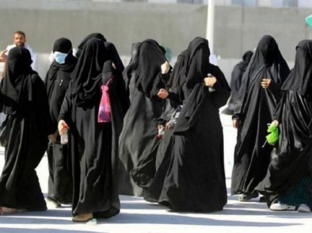 12 ölkədə qadınları hətta adam hesab etmirlər - Heyvandan da betər qaba davranış...