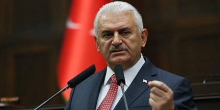 Dollar təzyiqi: Yıldırımdan rubl, rial və lirə açıqlaması