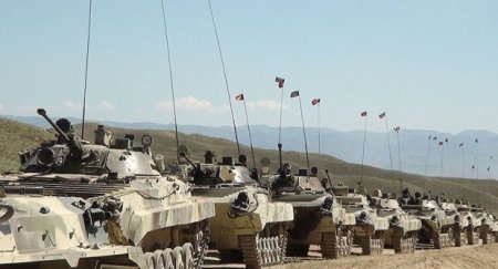 Paşinyan küçələrdən çəkilməsə Azərbaycan hücum edəcək?