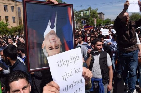 Ekspert: Etirazların davamı Sarkisyan üçün pis xəbərdir