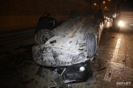 Bakıda dəhşətli qəza: "Lexus"  aşdı 