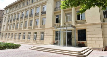 Bakı məktəbində seks və şantaj: direktor və iki müəllim işdən çıxarıldı