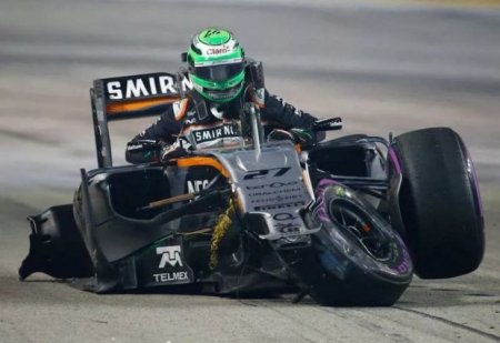 Fernando Alonso Bakıda qəza törədən rus pilota "axmaq" dedi