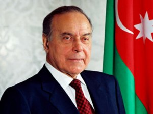 Heydər Əliyevin anadan olmasının 95-ci ildönümüdür