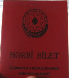 BİLMƏYƏNLƏR BİLSİN: Azərbaycanda hərbi bileti olmayanlar harada işləyə bilər?