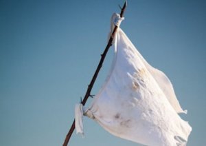 Ermənistan vətəndaşı ağ bayraqla Azərbaycana keçmək istədi