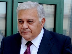 Oqtay Əsədov Gürcüstana səfərə gedir