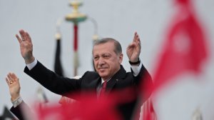 Ərdoğan Türkiyə vətəndaşlarını avro və dollardan imtina etməyə çağırıb