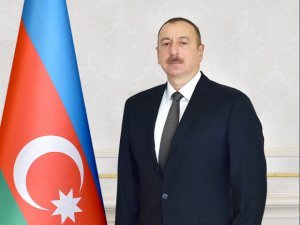 İlham Əliyev ADA Universitetində keçirilən məzun günündə iştirak edib