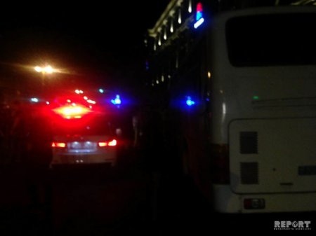 Bakıda sərnişin avtobusu qəza törətdi: sürücü qaçdı 