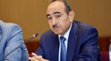 Büdcəni talan edən Əli Həsənovun başı üstündə 