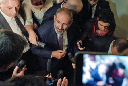 Qevorq Mirzayan: "Paşinyan "DQR"i tanısa, Azərbaycan müharibəyə başlamalıdır"