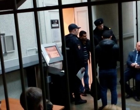 “Rövşən Lənkəranski”nin qardaşı qisas üçün Bakıdan Piterə killer göndərdi