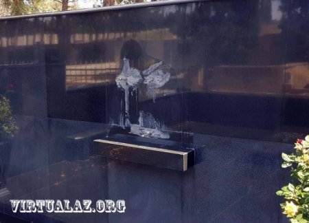 II Fəxri Xiyabanda və ətrafında məzarüstü abidələr oğurlandı