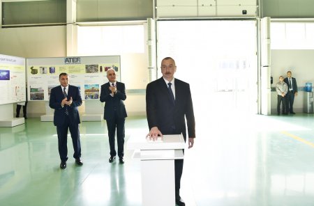 İlham Əliyev Bakıda zavodun açılışında iştirak edib