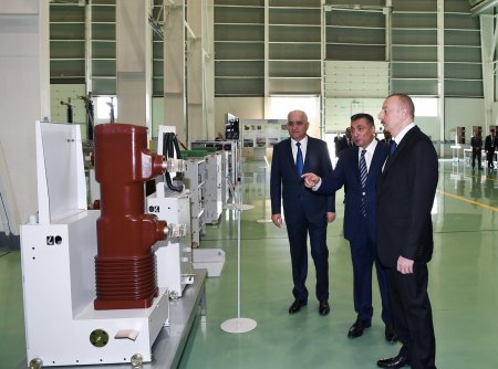 İlham Əliyev Bakıda zavodun açılışında iştirak edib