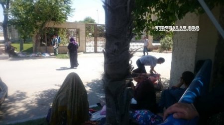 Türkmənlərin Bakıya axını: hamam dəsmalı satıb dollar aparırlar