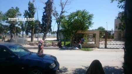 Türkmənlərin Bakıya axını: hamam dəsmalı satıb dollar aparırlar
