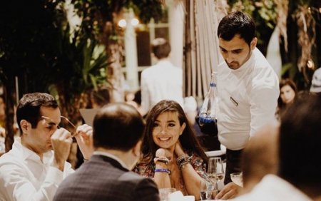 Əliyevlər, hakim elita və məmurlar Aida Mahmudovanın restoranında